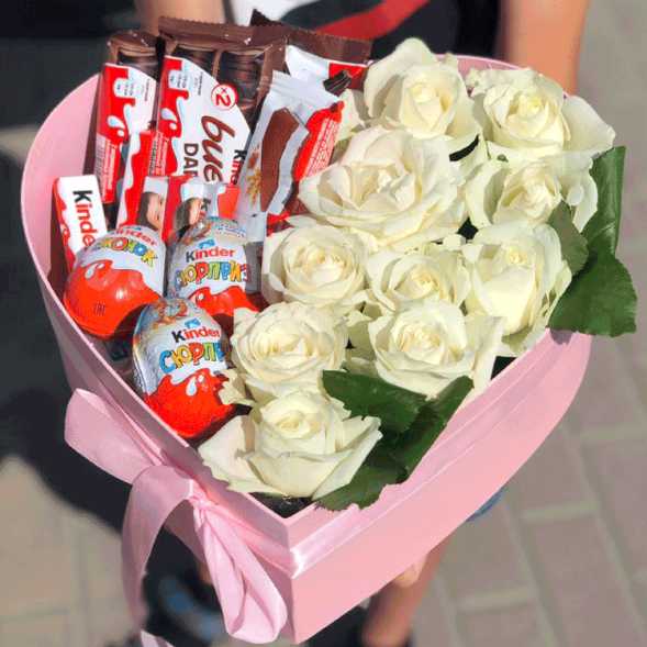 "Розы &amp; Kinder" с любовью в Приморском