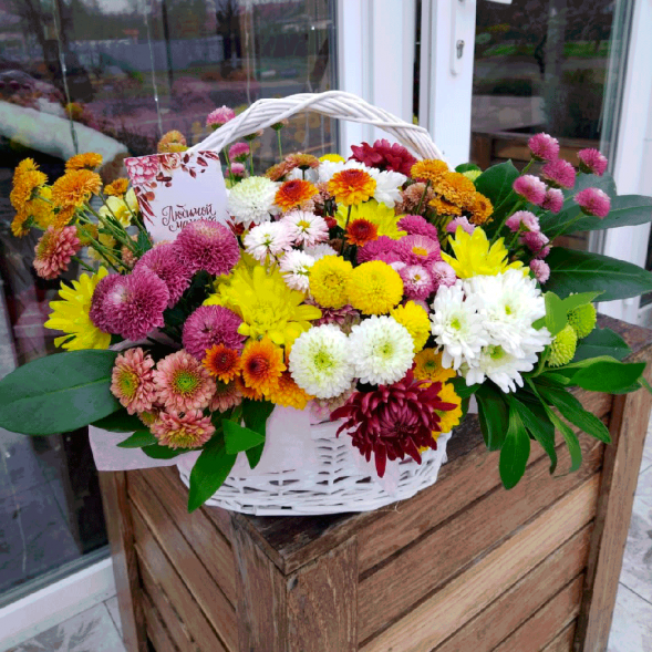 Композиция в корзине "Чудесное мгновение" в Приморском