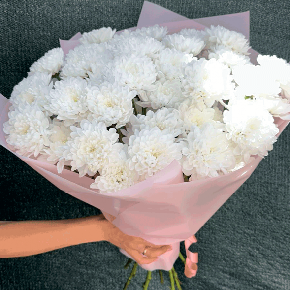 Букет 11 белых кустовых хризантем в Приморском