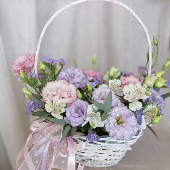 Корзина «Весеннее настроение» в Приморском