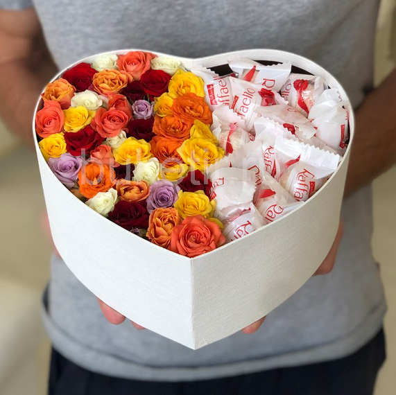 Композиция в коробке "Франция" в Приморском