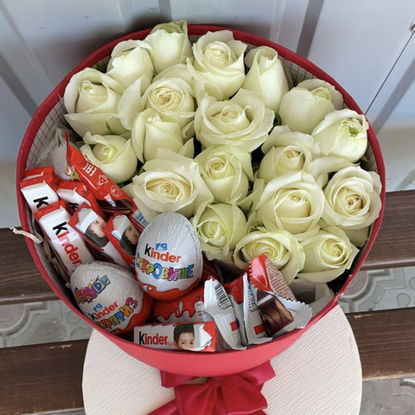 Коробка с киндерами «Сладкий вкус» в Приморском