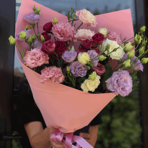 Букет 7 ярких эустом в Приморском