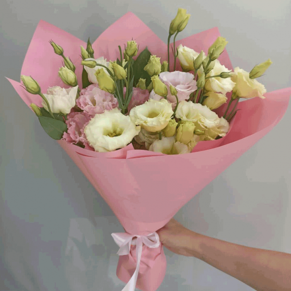 Букет 7 нежных эустом в Приморском