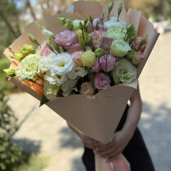 Букет из эустом Летнее утро в Приморском