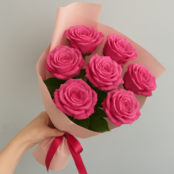 Стильный букет 7 розовых роз в Приморском